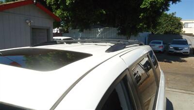 2014 Toyota Sienna SE 8-Passenger - Photo 19 - Van Nuys, CA 91405