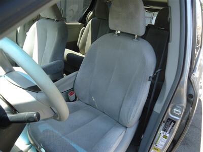 2013 Toyota Sienna LE 7-Passenger Auto   - Photo 25 - Van Nuys, CA 91405