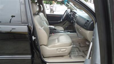 2005 Toyota 4Runner Limited - Photo 13 - Van Nuys, CA 91405