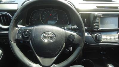 2015 Toyota RAV4 XLE - Photo 22 - Van Nuys, CA 91405