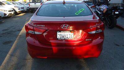 2013 Hyundai ELANTRA Limited   - Photo 9 - Van Nuys, CA 91405