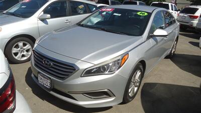 2016 Hyundai SONATA SE - Photo 2 - Van Nuys, CA 91405