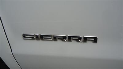 2015 GMC Sierra 1500   - Photo 19 - Van Nuys, CA 91405