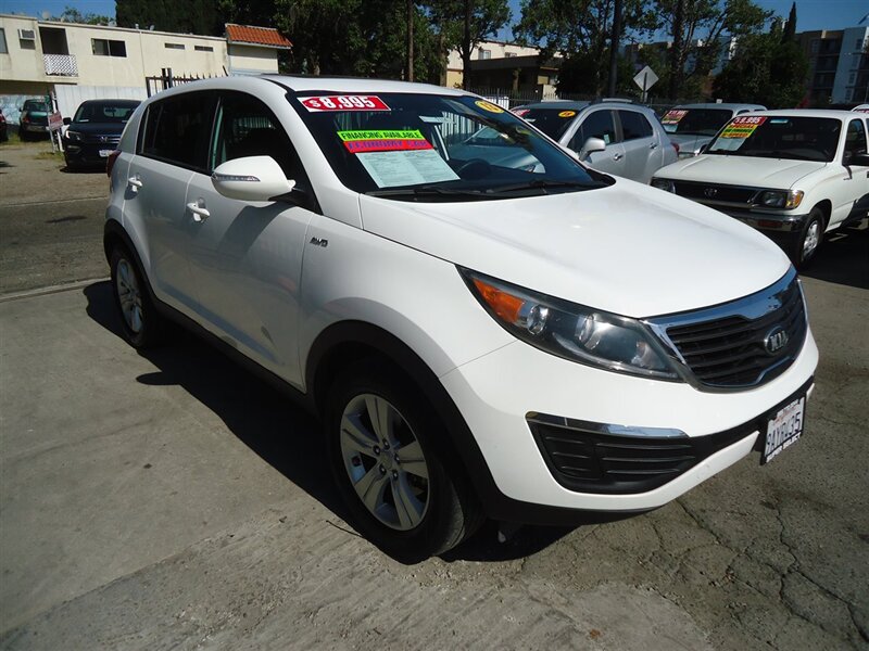 2013 Kia Sportage LX - Photo 1 - Van Nuys, CA 91405