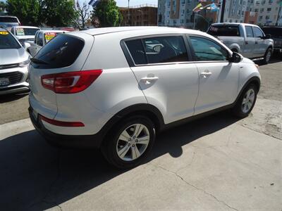 2013 Kia Sportage LX   - Photo 4 - Van Nuys, CA 91405