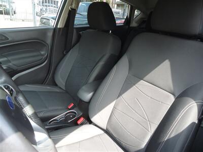2015 Ford Fiesta SE   - Photo 14 - Van Nuys, CA 91405