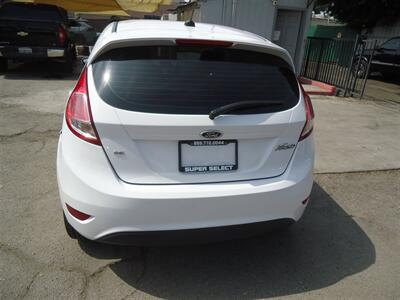 2015 Ford Fiesta SE   - Photo 9 - Van Nuys, CA 91405