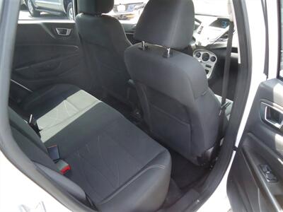 2015 Ford Fiesta SE   - Photo 12 - Van Nuys, CA 91405
