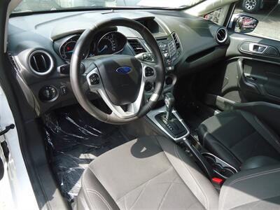 2015 Ford Fiesta SE   - Photo 15 - Van Nuys, CA 91405