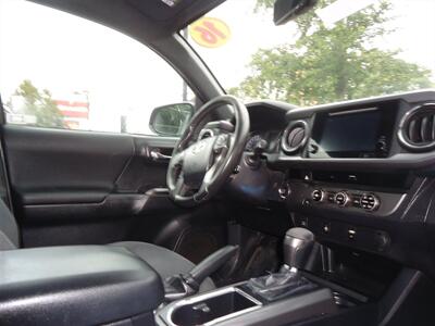 2016 Toyota Tacoma TRD Off-Road - Photo 15 - Van Nuys, CA 91405