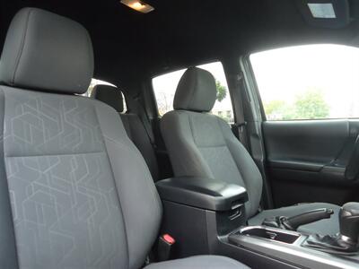 2016 Toyota Tacoma TRD Off-Road - Photo 16 - Van Nuys, CA 91405