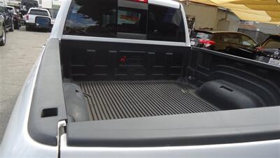 2013 RAM 1500 SLT   - Photo 10 - Van Nuys, CA 91405