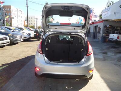 2017 Ford Fiesta SE   - Photo 10 - Van Nuys, CA 91405