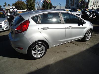 2017 Ford Fiesta SE   - Photo 3 - Van Nuys, CA 91405