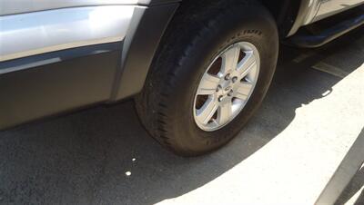 2010 Ford Explorer Sport Trac XLT   - Photo 9 - Van Nuys, CA 91405