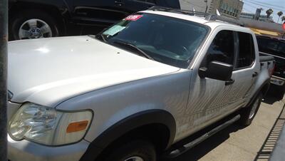 2010 Ford Explorer Sport Trac XLT   - Photo 3 - Van Nuys, CA 91405