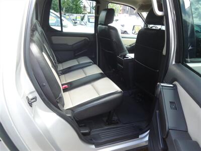 2007 Ford Explorer Sport Trac Limited   - Photo 12 - Van Nuys, CA 91405