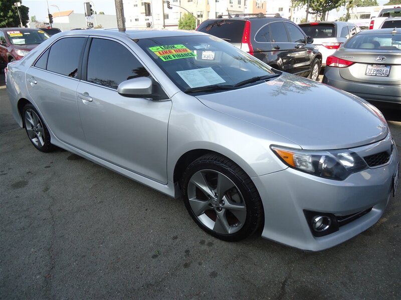 2014 Toyota Camry SE Sport   - Photo 1 - Van Nuys, CA 91405