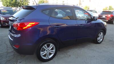 2011 Hyundai TUCSON GLS - Photo 3 - Van Nuys, CA 91405