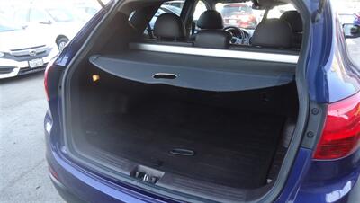 2011 Hyundai TUCSON GLS - Photo 10 - Van Nuys, CA 91405