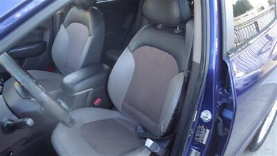 2011 Hyundai TUCSON GLS - Photo 14 - Van Nuys, CA 91405