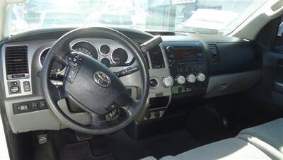 2012 Toyota Tundra Grade - Photo 14 - Van Nuys, CA 91405