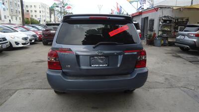 2007 Toyota Highlander   - Photo 8 - Van Nuys, CA 91405