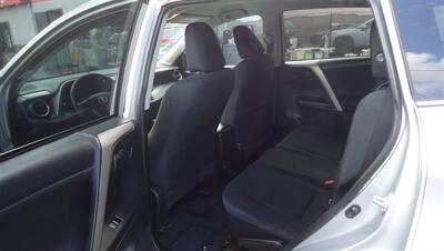 2016 Toyota RAV4 LE - Photo 21 - Van Nuys, CA 91405