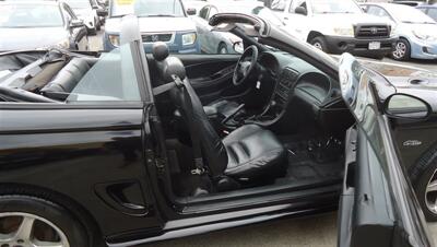 1998 Ford Mustang GT   - Photo 11 - Van Nuys, CA 91405