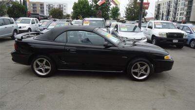 1998 Ford Mustang GT   - Photo 3 - Van Nuys, CA 91405
