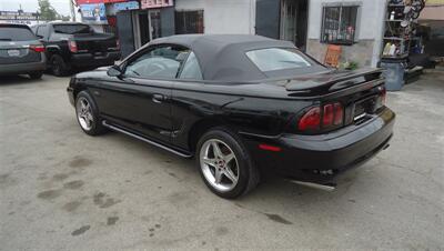 1998 Ford Mustang GT   - Photo 7 - Van Nuys, CA 91405
