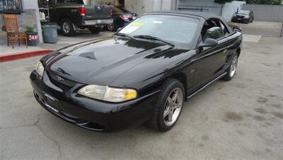 1998 Ford Mustang GT   - Photo 5 - Van Nuys, CA 91405