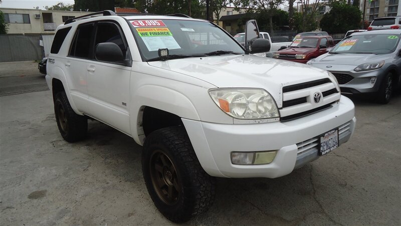 2004 Toyota 4Runner SR5   - Photo 1 - Van Nuys, CA 91405
