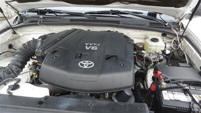 2004 Toyota 4Runner SR5   - Photo 24 - Van Nuys, CA 91405