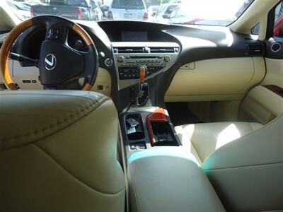 2010 Lexus RX   - Photo 17 - Van Nuys, CA 91405