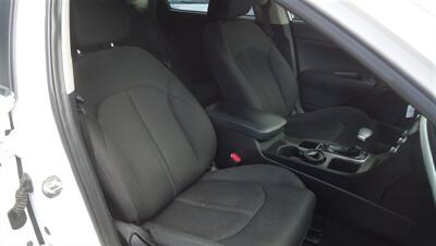 2019 Kia Optima LX   - Photo 14 - Van Nuys, CA 91405