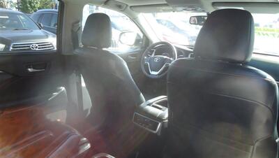 2014 Toyota Highlander Limited - Photo 13 - Van Nuys, CA 91405
