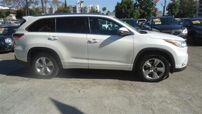 2014 Toyota Highlander Limited - Photo 3 - Van Nuys, CA 91405