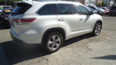 2014 Toyota Highlander Limited - Photo 4 - Van Nuys, CA 91405