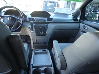 2011 Honda Odyssey EX-L   - Photo 12 - Van Nuys, CA 91405