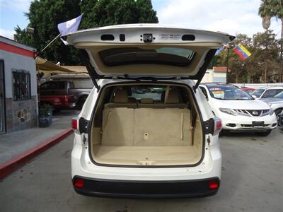 2016 Toyota Highlander XLE   - Photo 10 - Van Nuys, CA 91405