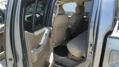 2007 Nissan Frontier SE   - Photo 17 - Van Nuys, CA 91405