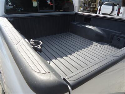 2006 Toyota Tacoma PreRunner V6   - Photo 9 - Van Nuys, CA 91405