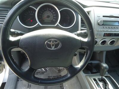 2006 Toyota Tacoma PreRunner V6   - Photo 19 - Van Nuys, CA 91405