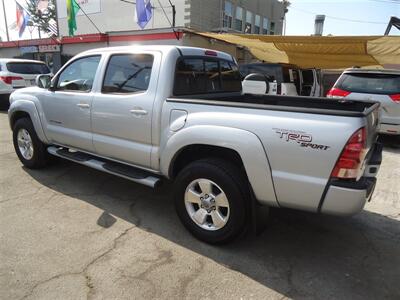 2006 Toyota Tacoma PreRunner V6   - Photo 8 - Van Nuys, CA 91405