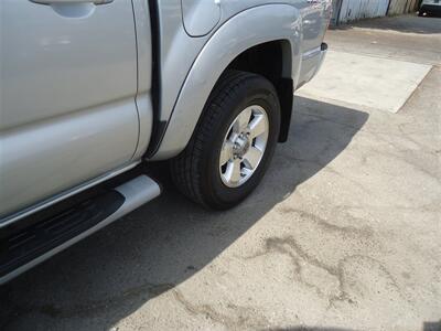 2006 Toyota Tacoma PreRunner V6   - Photo 25 - Van Nuys, CA 91405
