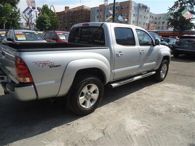 2006 Toyota Tacoma PreRunner V6   - Photo 4 - Van Nuys, CA 91405