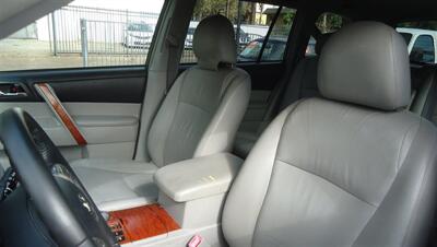 2009 Toyota Highlander Limited - Photo 27 - Van Nuys, CA 91405