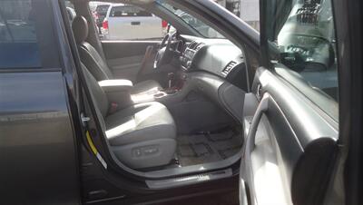 2009 Toyota Highlander Limited - Photo 24 - Van Nuys, CA 91405