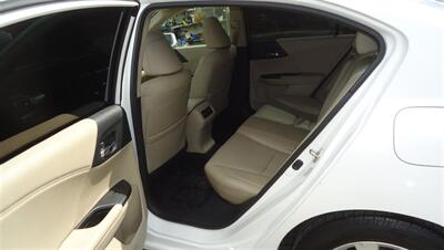 2015 Honda Accord EX-L V6   - Photo 17 - Van Nuys, CA 91405